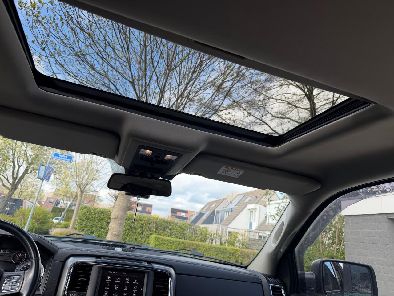 Dodge Ram 1500 Sport  5.7 Hemi 2016