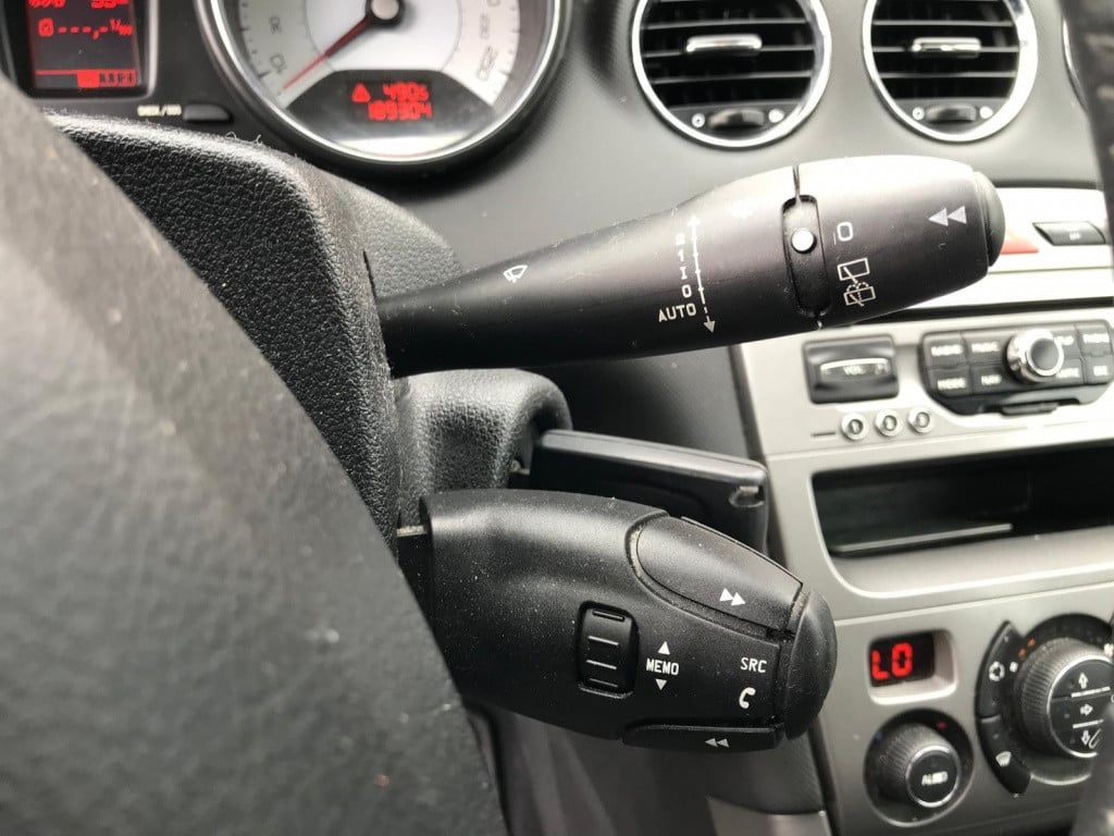 Peugeot 308 1.6 vti mill. 200