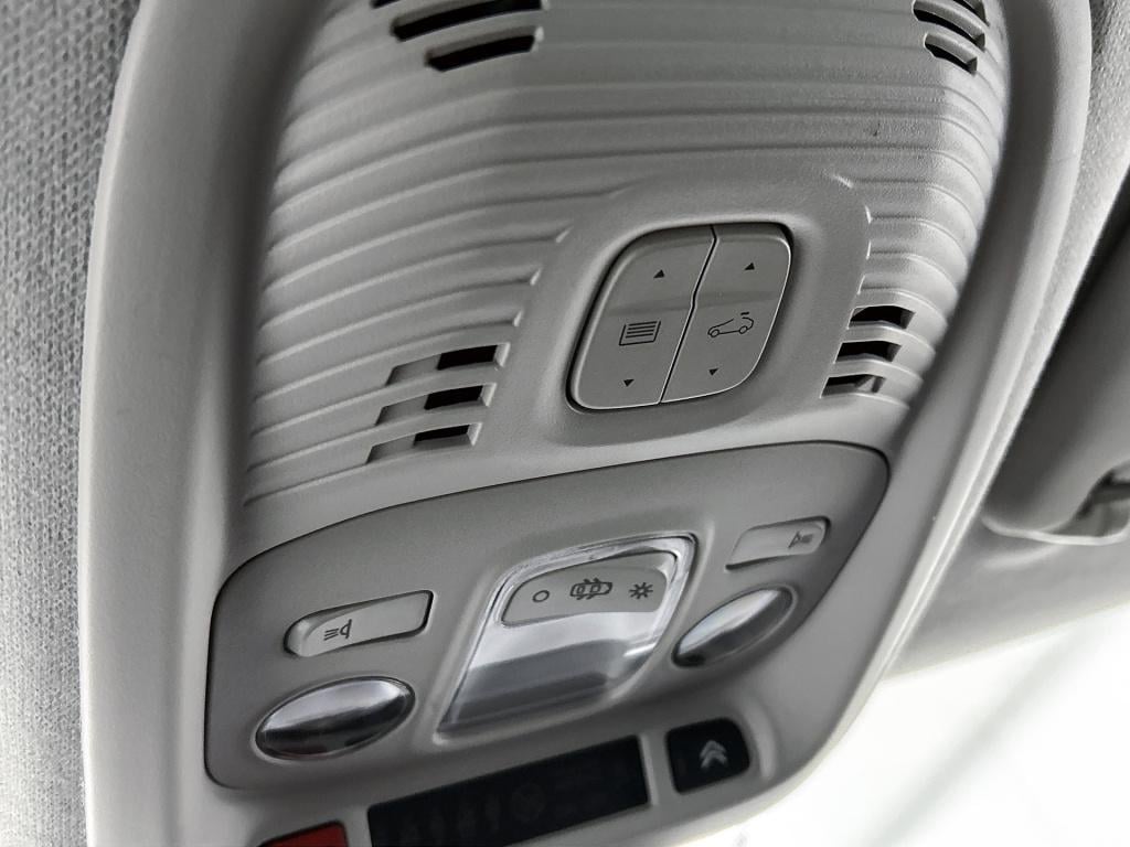 Citroen C3 Aircross 110 pk shine | rijklaar | panoramadak | keyless entry |
