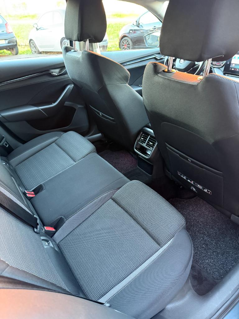 Skoda Octavia combi 1.5 tsi - first edition