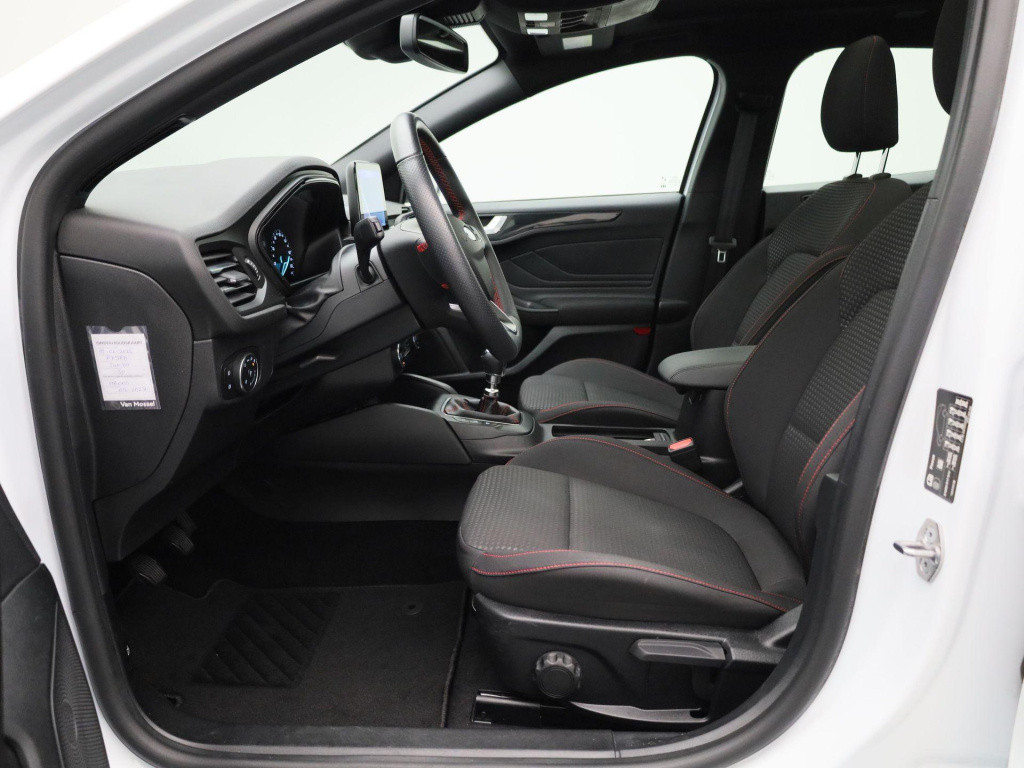 Ford Focus wagon 1.0 ecoboost active business | panorama dak | parkeer sens