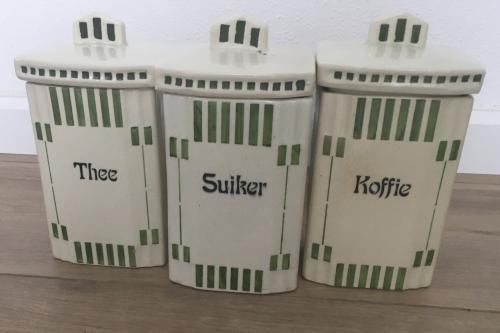 Voorraadpotten 8 delig