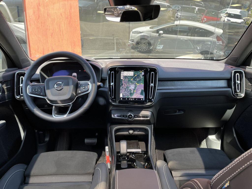 Volvo C40 single motor extended range ultimate 82 kwh | harman/kardon | pil