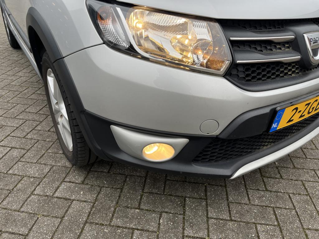 Dacia Sandero Stepway 0.9 tce lauréate 40 dkm