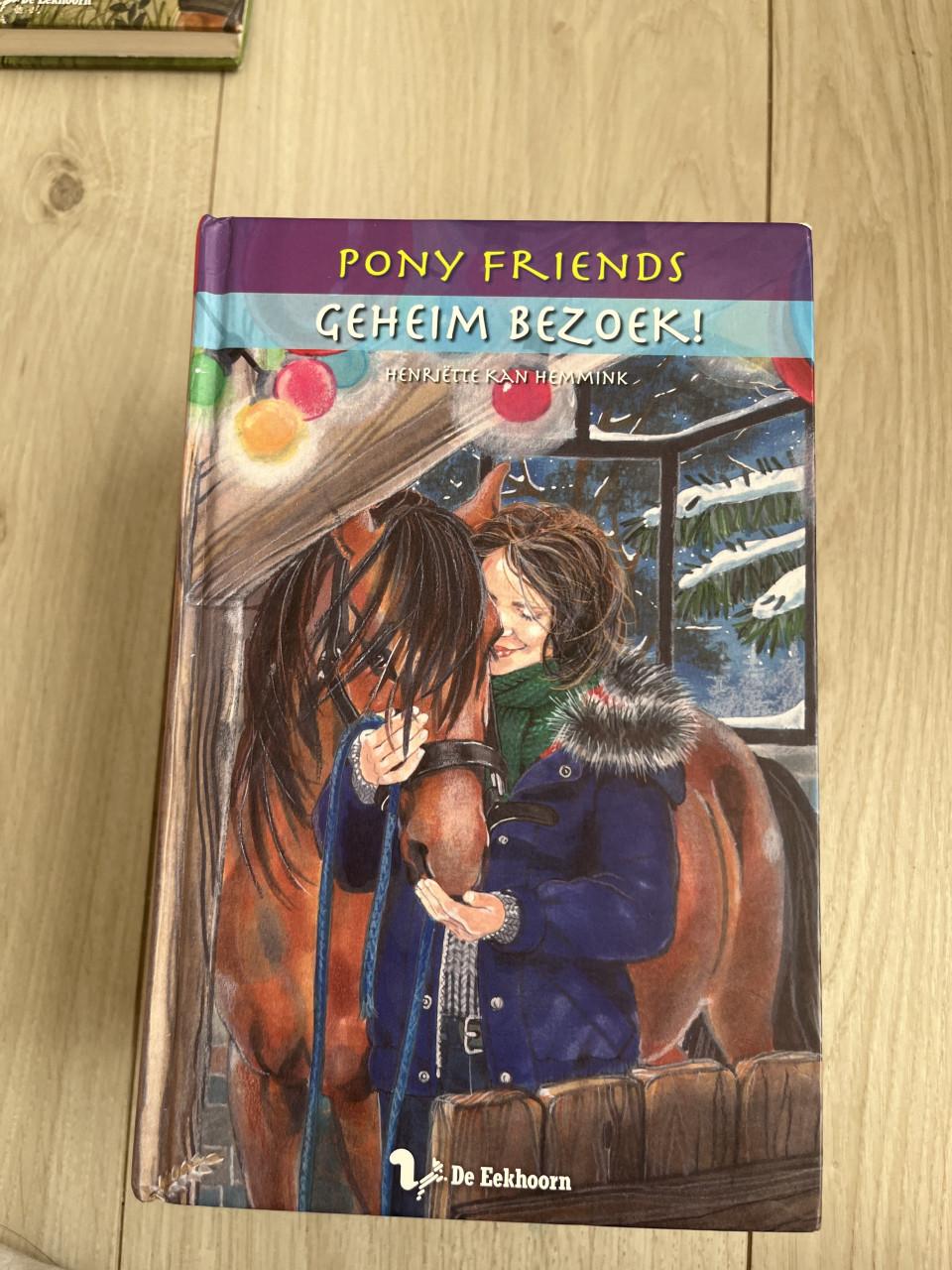 14 Pony Friends boeken – Henriëtte Kan Hemmink – vanaf €4 per stuk
