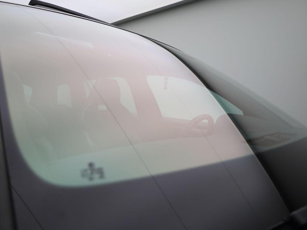 Skoda Kodiaq 1.5 tsi sportline business | panoramadak | trekhaak | sfeerver