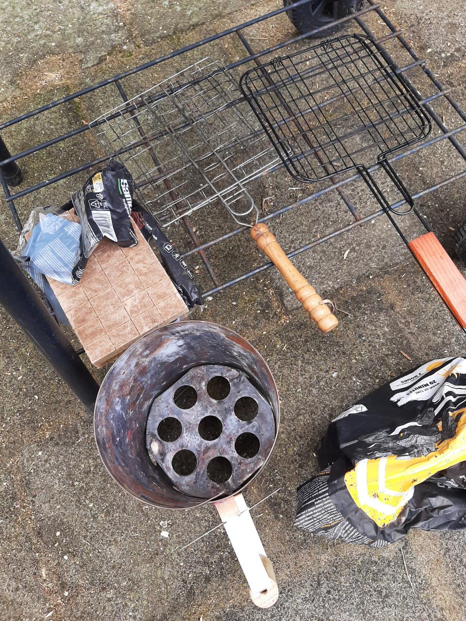 Goed werkende james town, bbq/smoker, met diverse extras