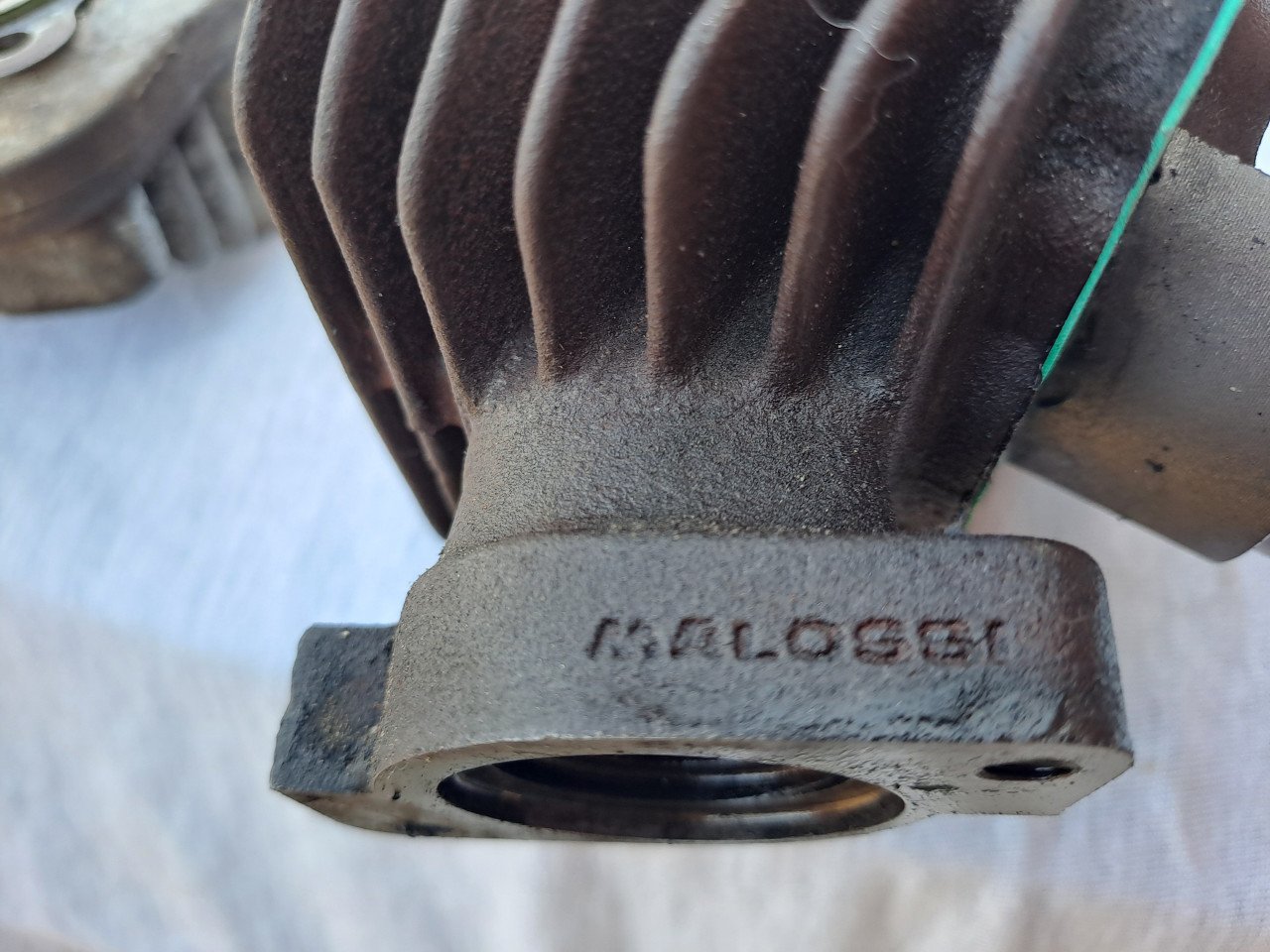 Te koop 50 cc malossi set peugeot vivacity verticaal