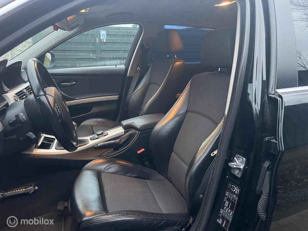 BMW 3-serie touring 318i business line