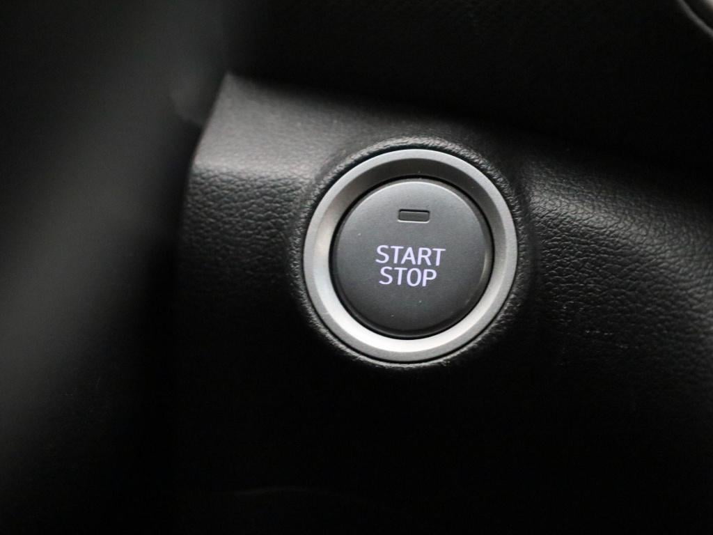 Hyundai Kona ev fashion 64 kwh | automaat | navigatie | heads-up display | 