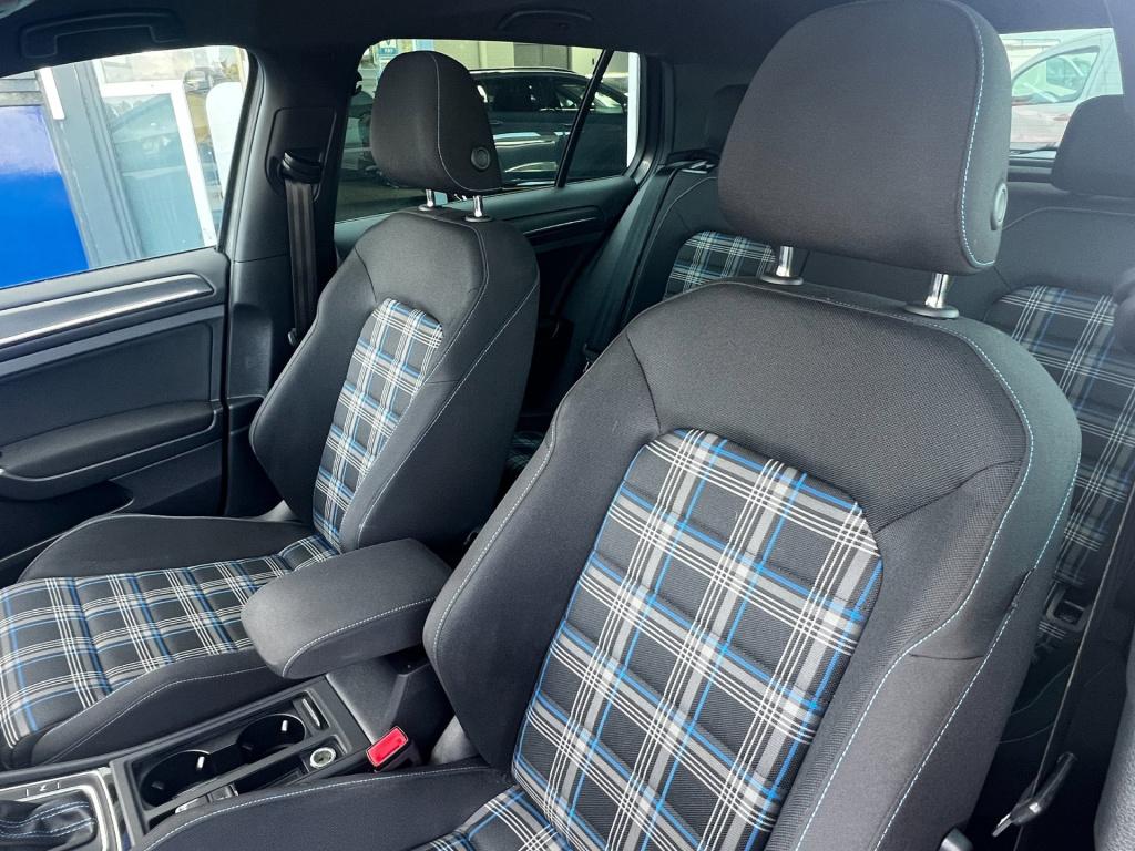 Volkswagen Golf 1.4 tsi phev gte elektr. schuif/kanteldak, winterpakket enz
