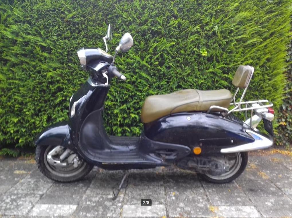 ZNEN retro scooter 2008 50cc blauw kenteken snorfiets. Opknapper.