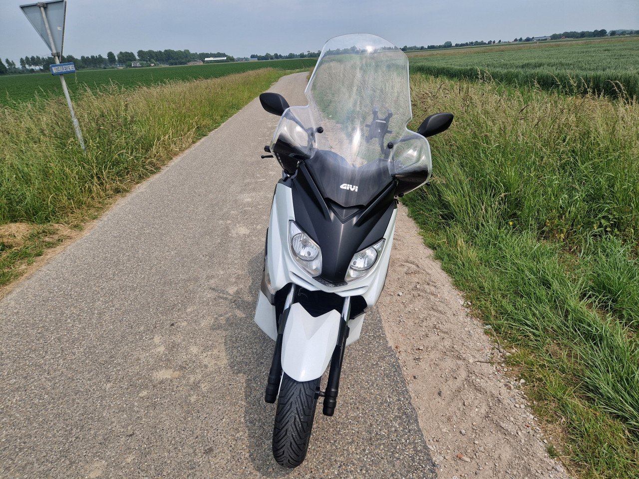 Yamaha xmax 250 (YP250R) motorscooter (inruil mogelijk!)