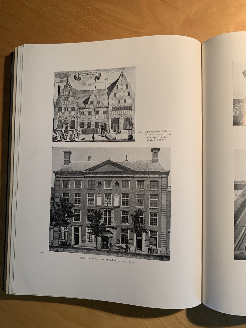 Boek ‘De monumenten van Middelburg’ door Dr. W.S. Unger