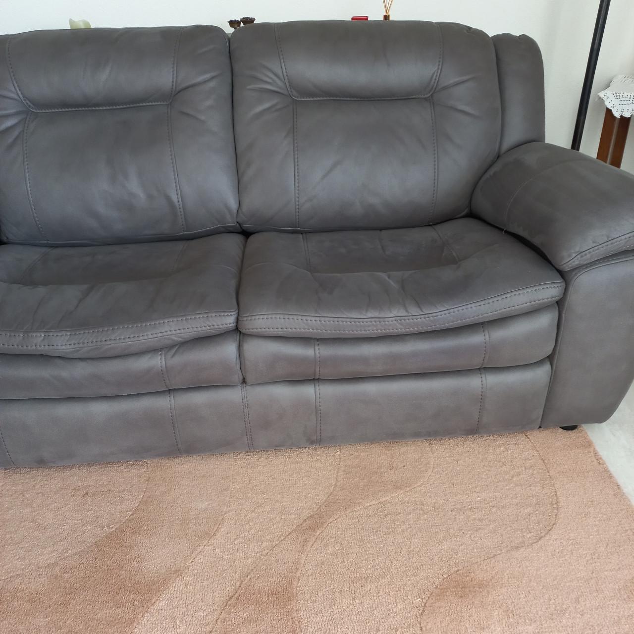 2,5 zits bank olijfgroen ivm verandering meubelen