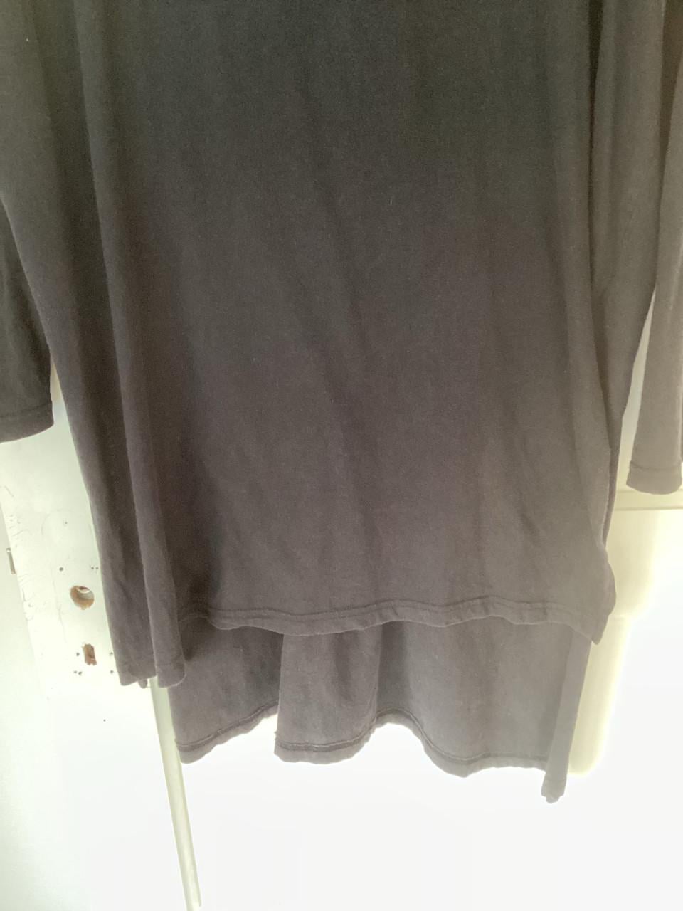 Lang blauw shirt zgan achterkant langer dan voorkant maat xL