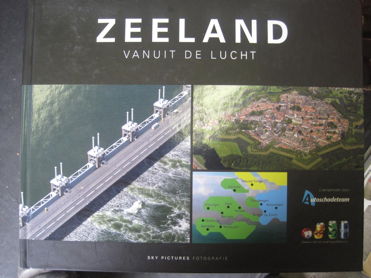Luchtfoto boek Zeeland