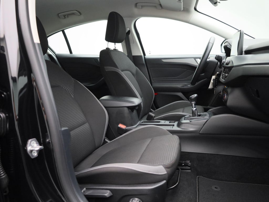 Ford Focus 1.0 ecoboost connected | lmv | parkeer sensoren | bluetooth | ai