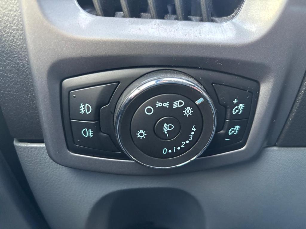 Ford Transit Custom 2.2 tdci l1h1 trend, marge auto