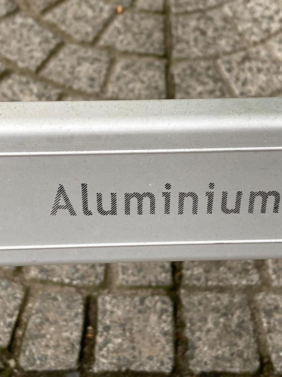 Dukdalf Stoel Cha Cha, lichtgewicht, inklapbaar.