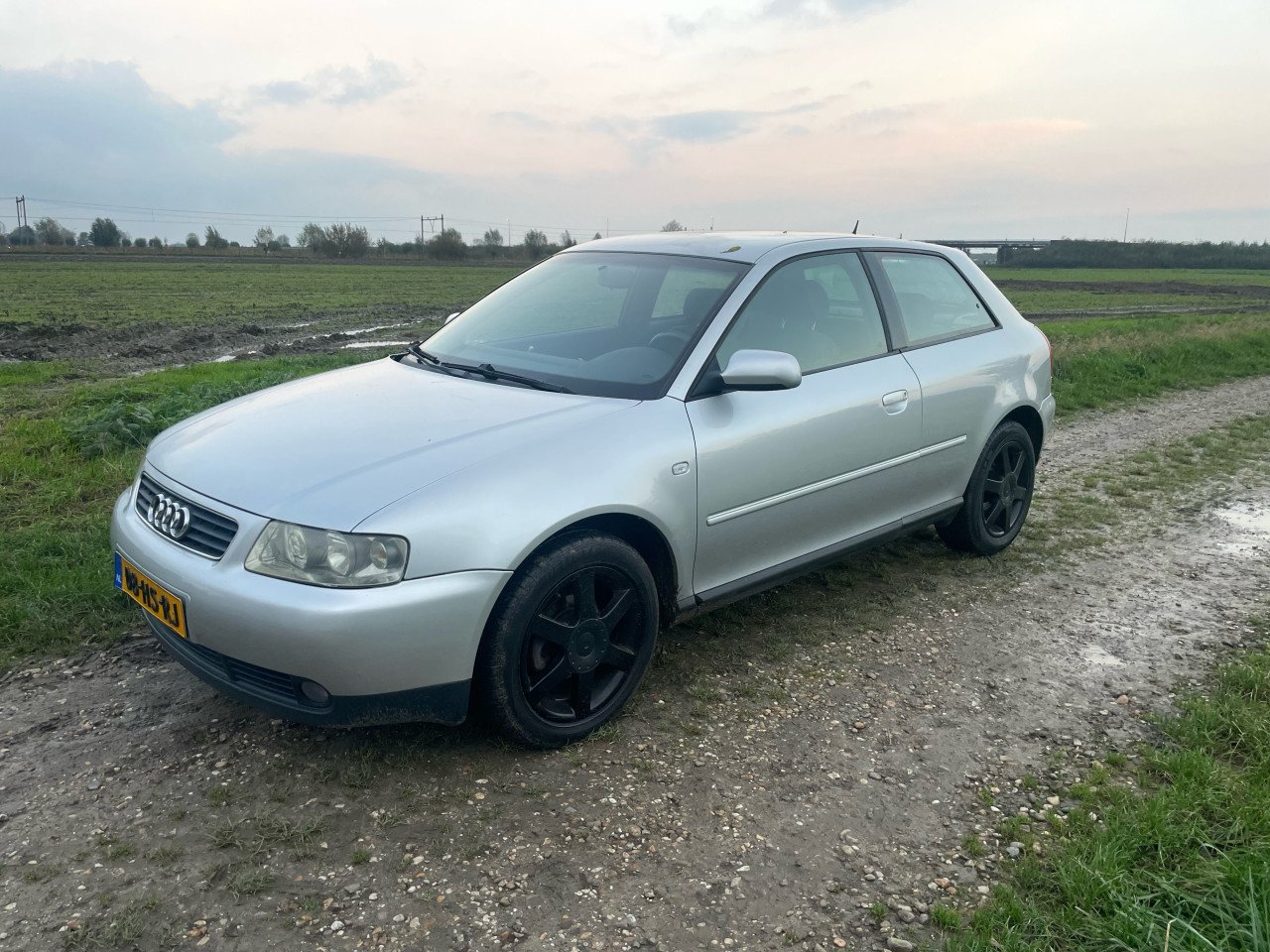 Audi A3 automaat 1jrAPK 223145km