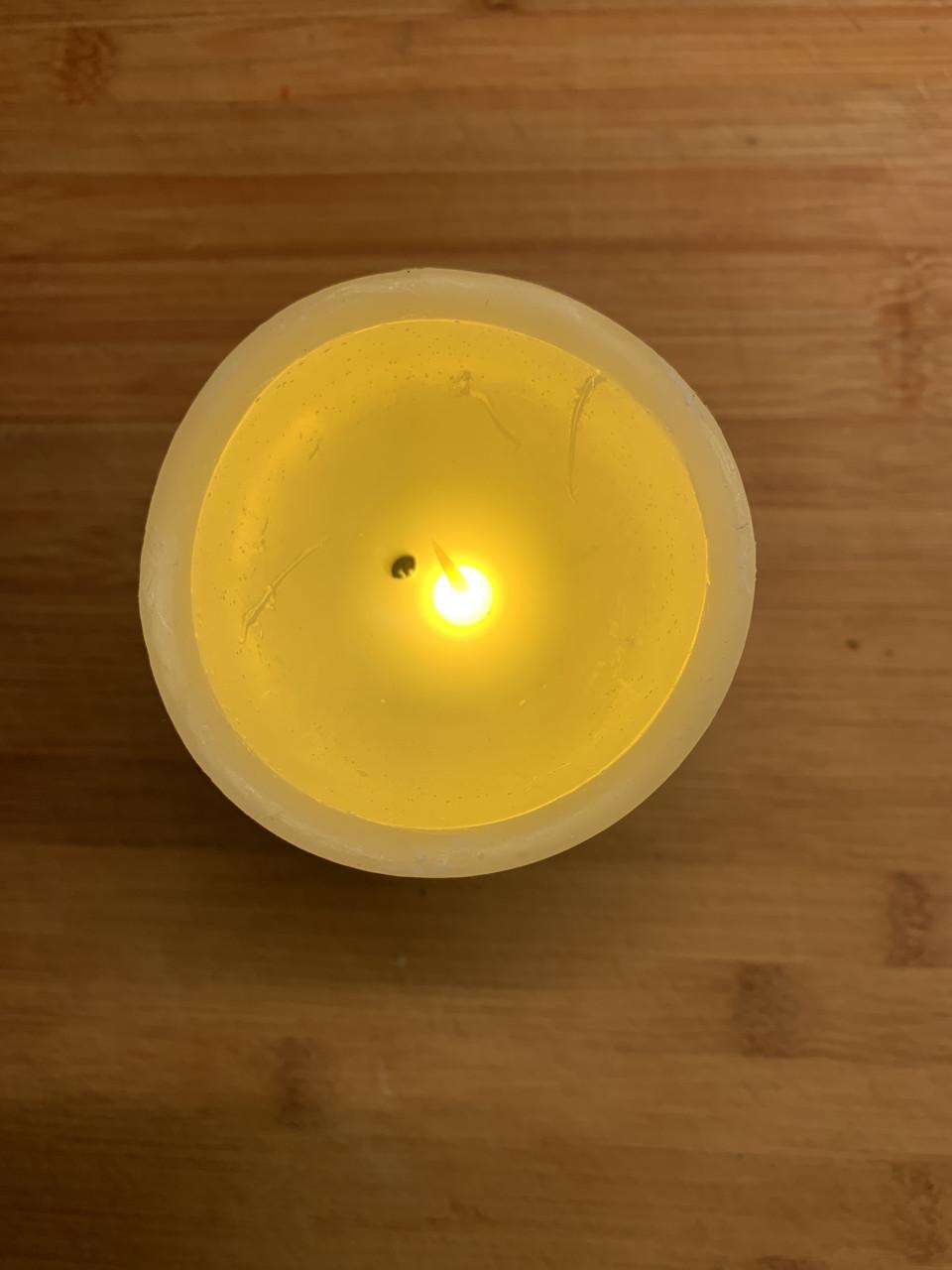 Set van twee Livarno Home LED kaarsen, gemaakt van echt wax