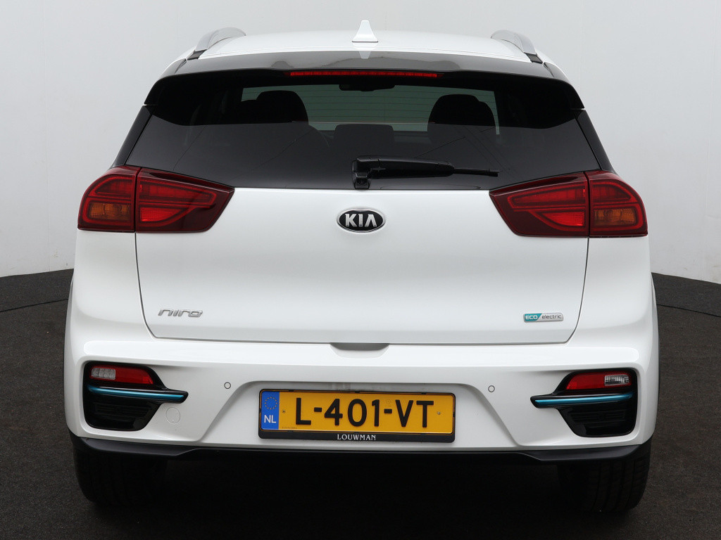 Kia E-niro dynamicplusline 64 kwh | navigatie | schuifdak | led | stuur-/st