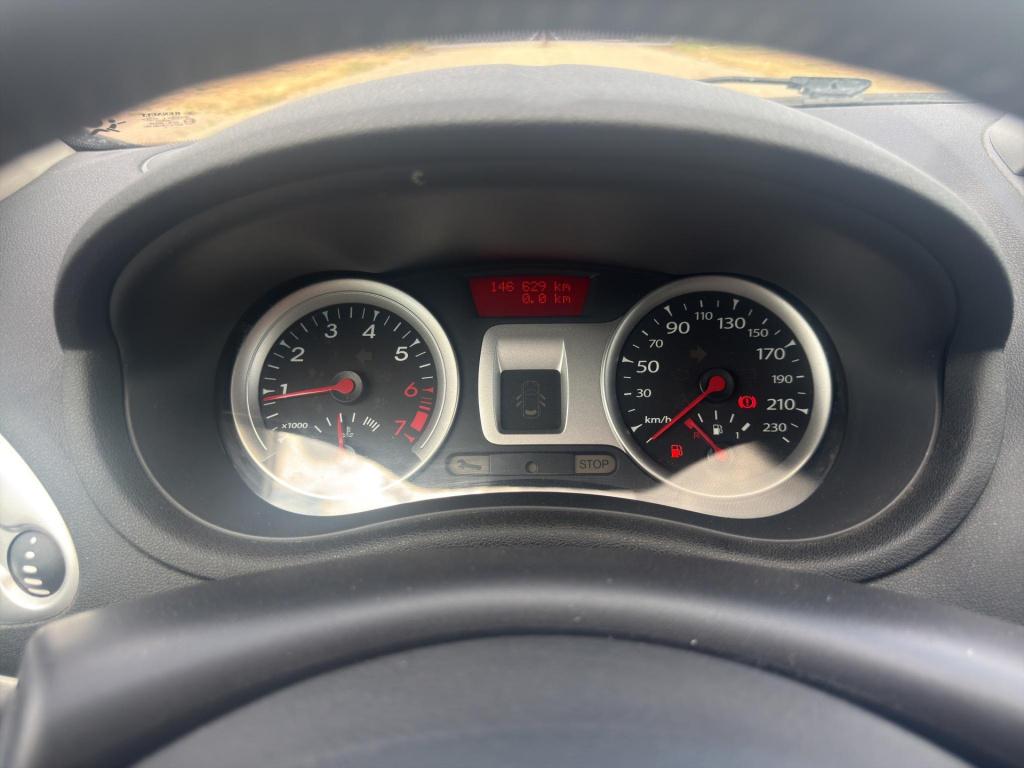 Renault Clio estate 1.2 tce collection airco cruise