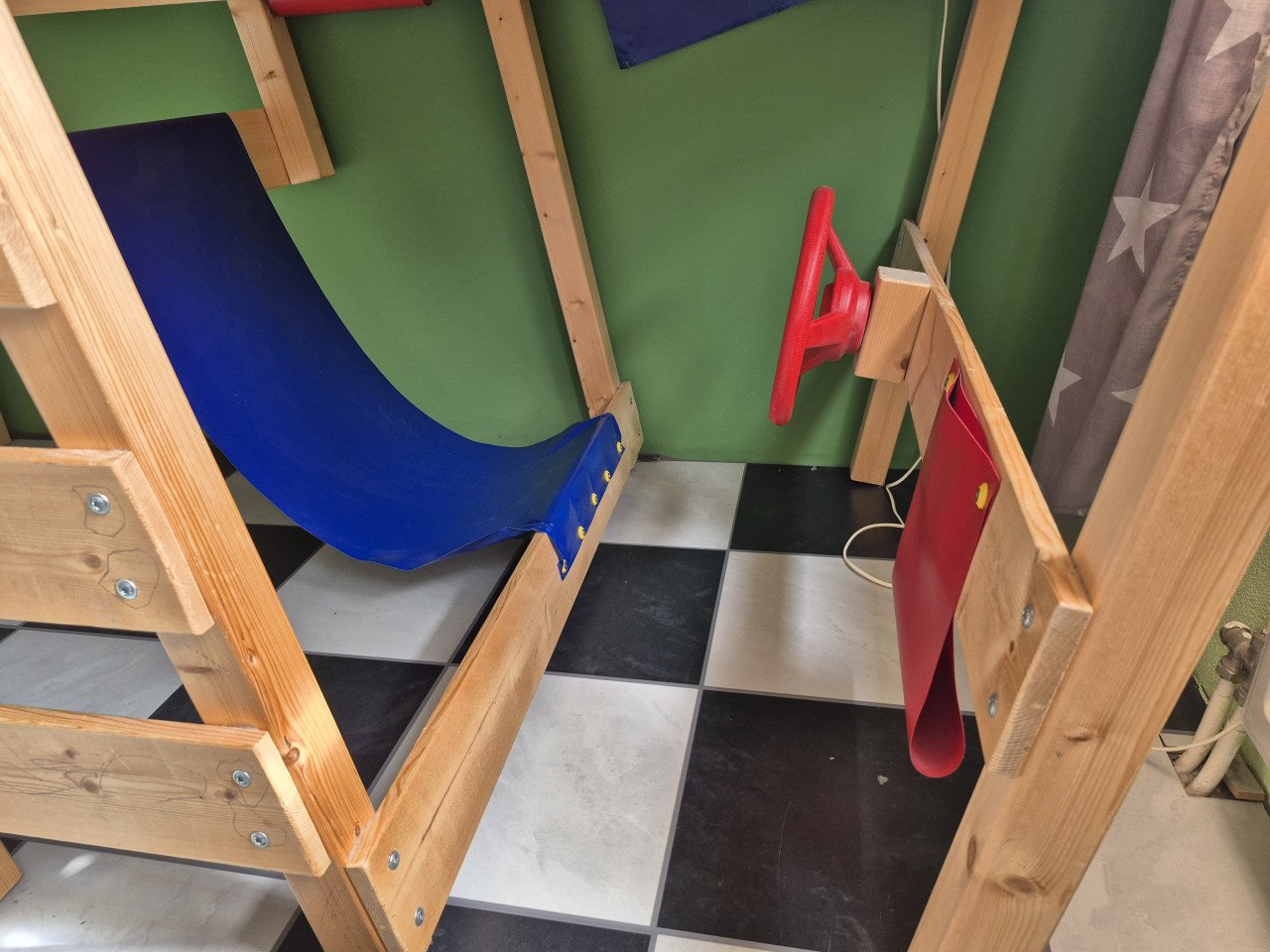 Boomhut kinderbed