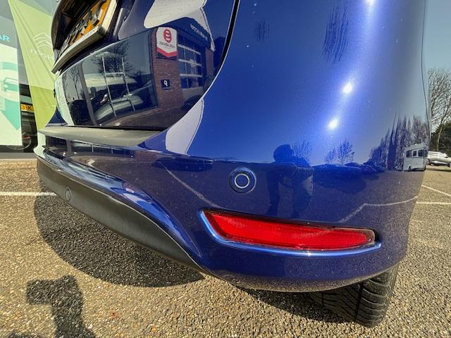 Ford B-max 1.6 ti-vct 105pk powershift titanium automaat 6t cruise & climat