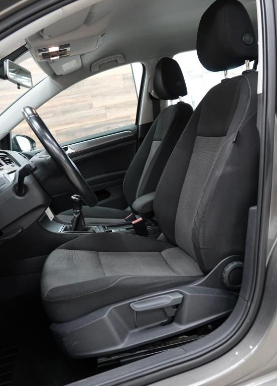 Volkswagen Golf 1.2 tsi highline | acc | pdc | stoelverw. |