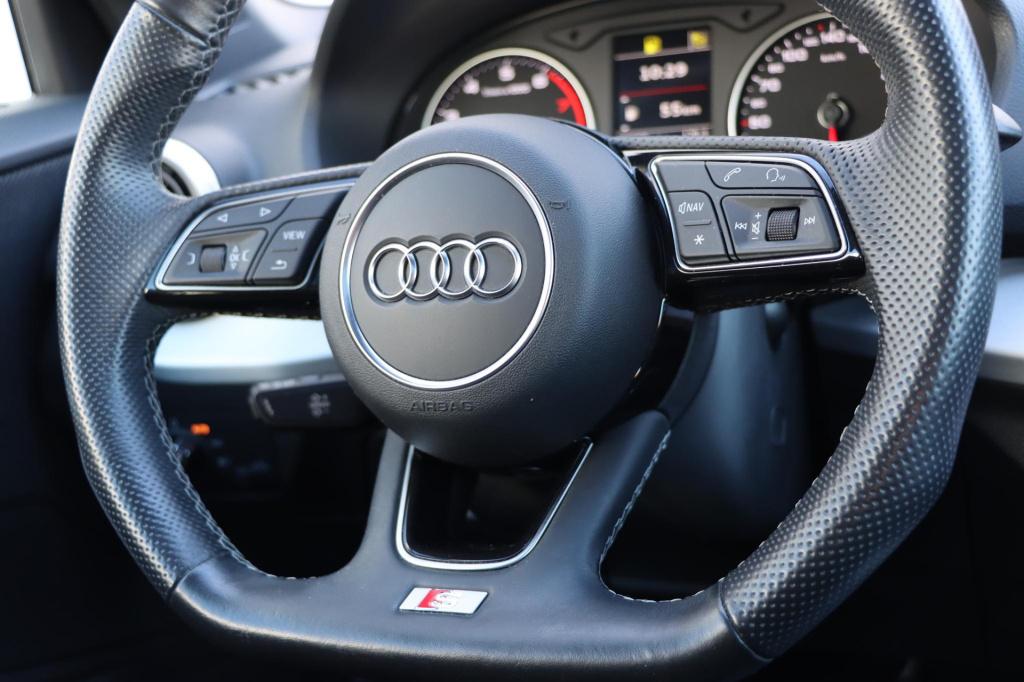 Audi Q2 35 tfsi s edition 150pk s tronic panorama dak | stoelverwarming