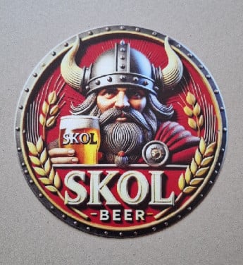 Skol Metalen Bordje