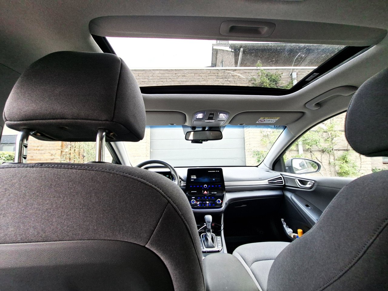 Hyundai Ioniq 1.6 GDI PHEV Premium