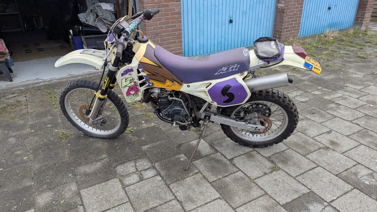 2x KTM LC4 600