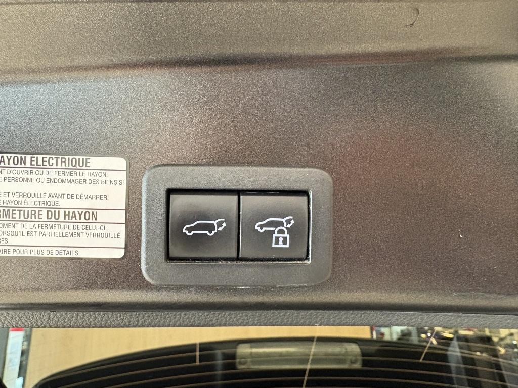Toyota Yaris Cross 1.5 hybrid executive| 360camera| trekhaak| stoel.verw| a