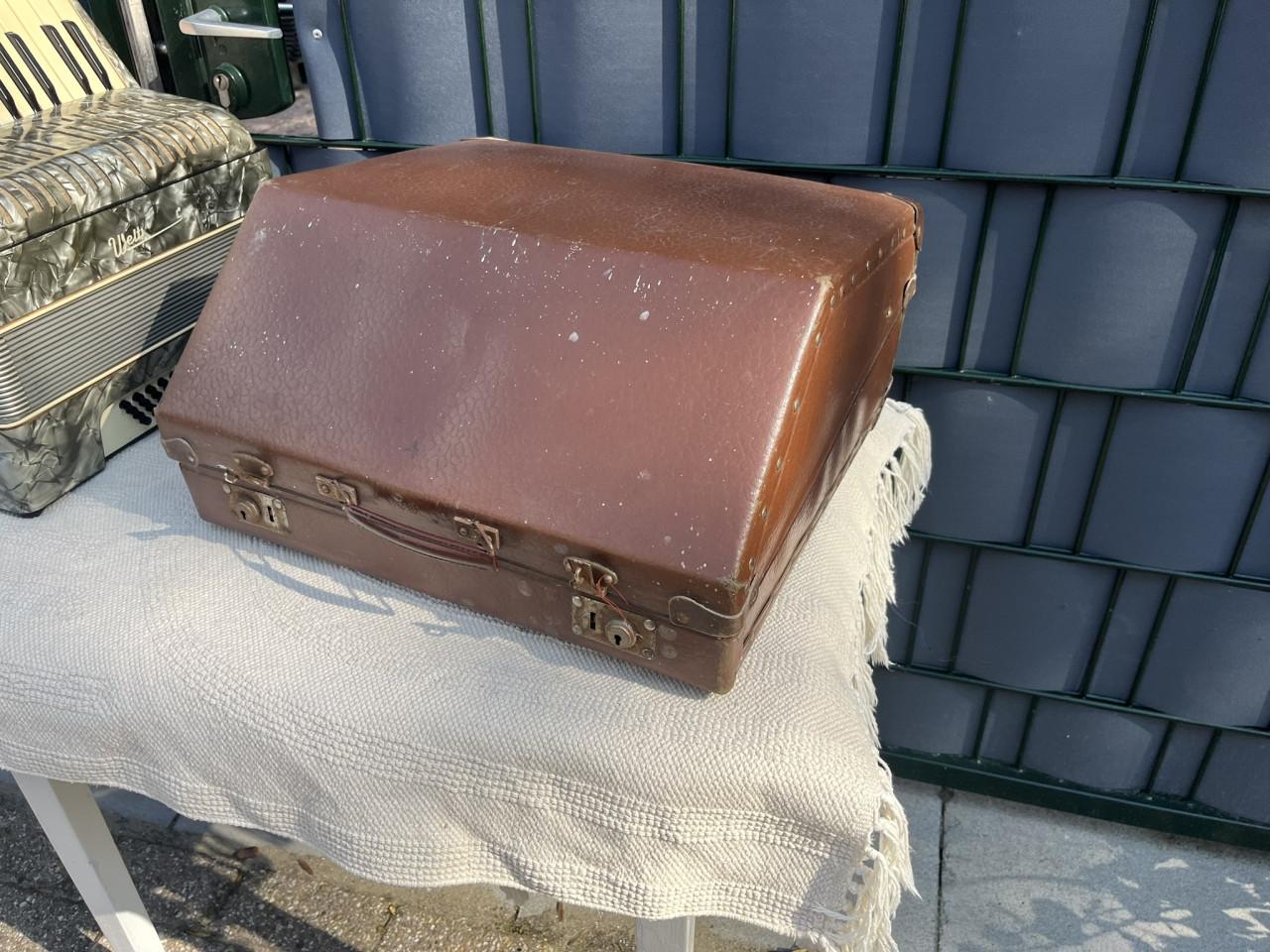 Accordeon Weltmeister VEB Klingenthaler met koffer