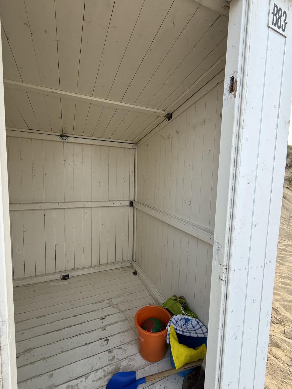 Strandhokje gratis (gereserveerd)