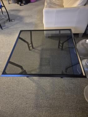 Zwart glazen salontafel