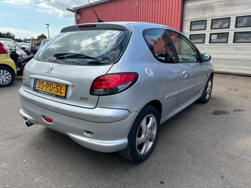 Peugeot 206 1.4-16v quiksilver