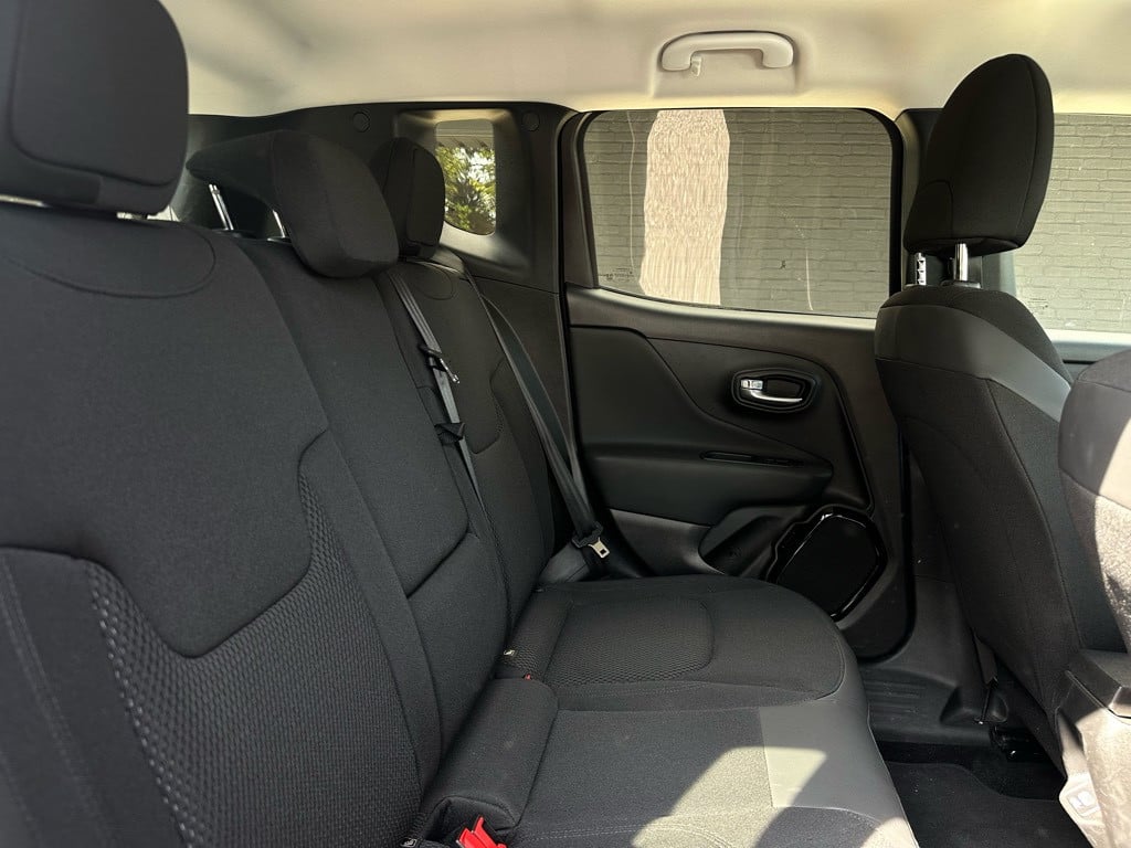 Jeep Renegade 1.6 e-torq longitude // black edition // 52.000km! //