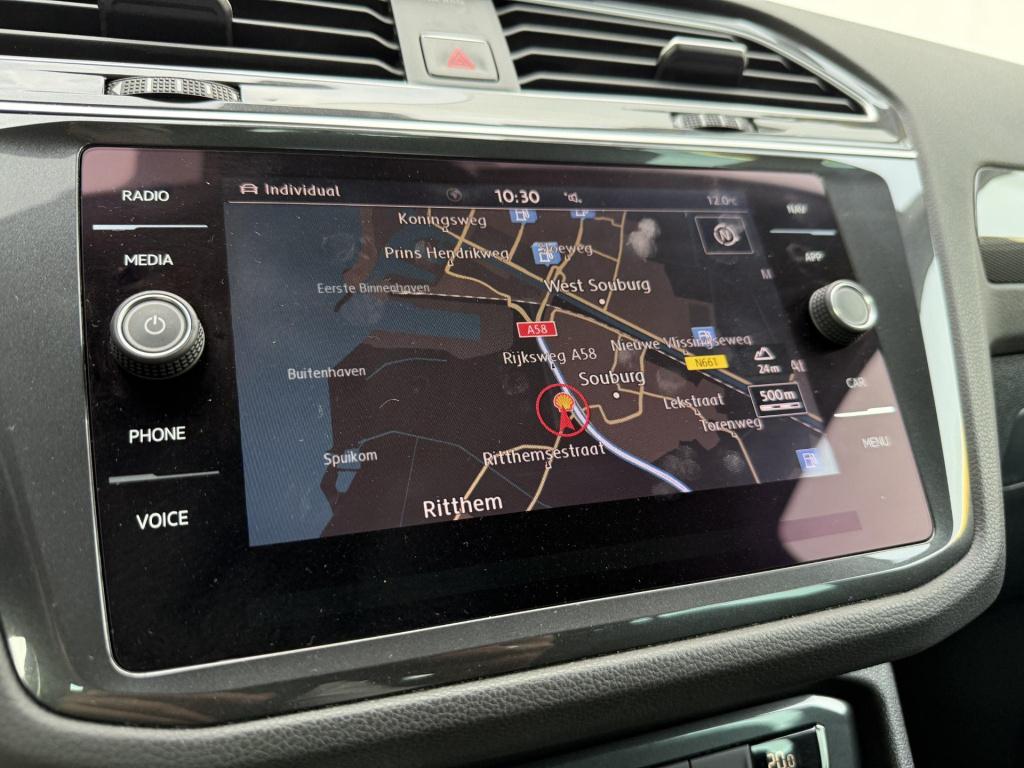 Volkswagen Tiguan 1.4 tsi 4motion highline r-line 1800kg/leder/digital/r-li