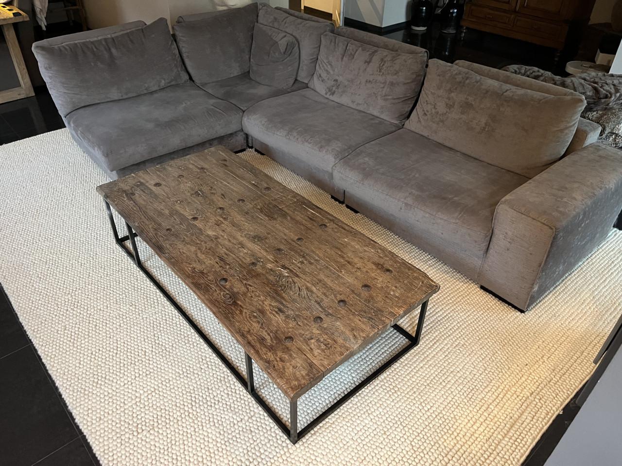 Salon Tafel antiek hout met stalen frame