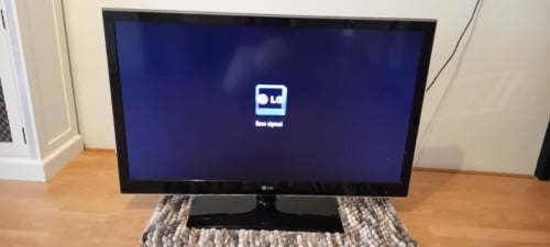 2 lg tvs lcd