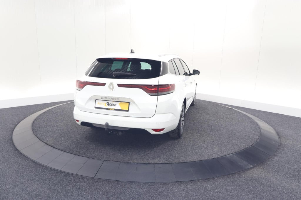Renault Megane tce 140 edc techno | trekhaak | camera | navigatie | 9.3 inc