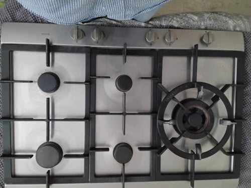 Mooie inbouw glasplaat 5 pitten inclusief nieuwe gasslang