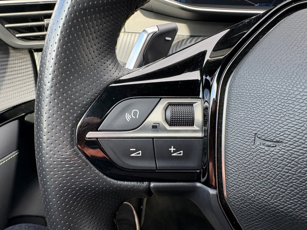 Peugeot 208 1.2 puretech gt
