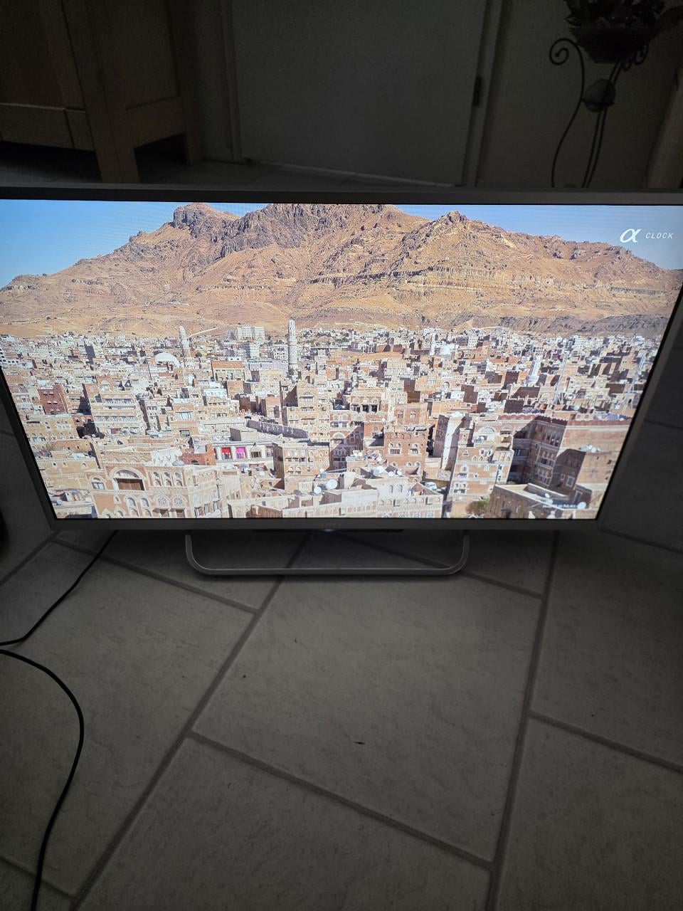 Te koop sony tv 32inch z.g.a.n smart