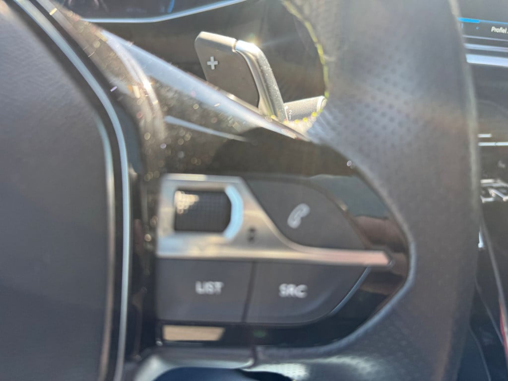 Peugeot 208 1.2 puretech gt black edition
