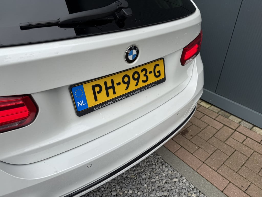 BMW 3-serie touring 318i automaat high executive sportline